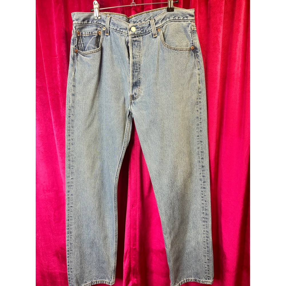 Vintage Levis 501 Mens Jeans 36x32 Light Wash Straight Leg Made in USA 501-0193